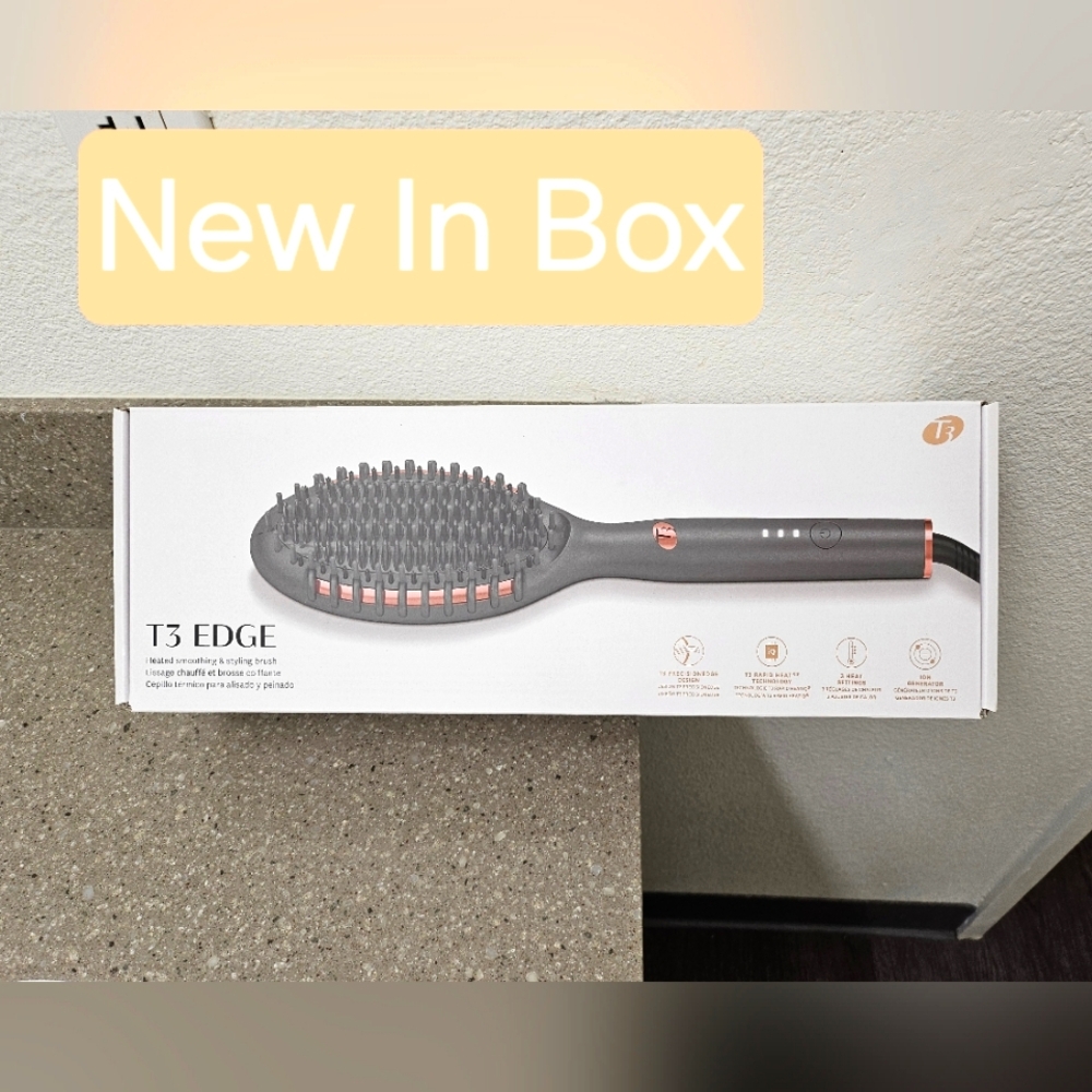 T3 Edge Heated Smoothing & Styling Brush
